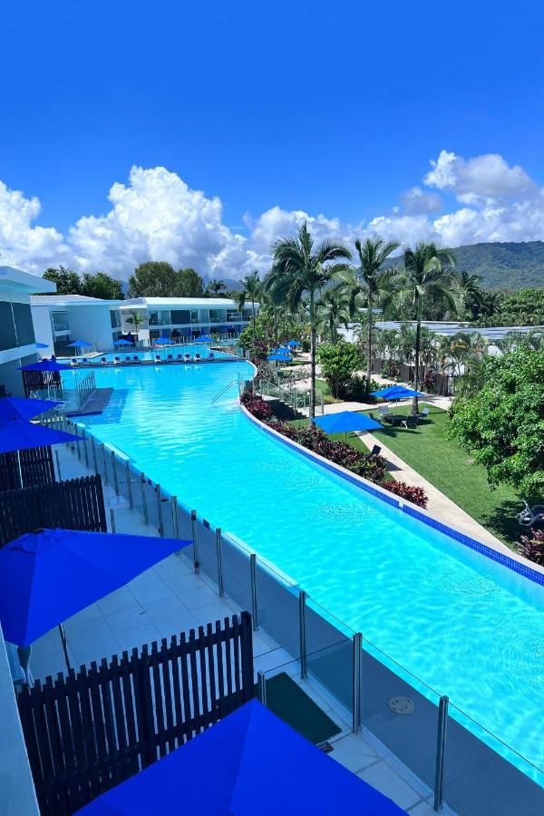 Pool Resort Port Douglas Exteriör bild