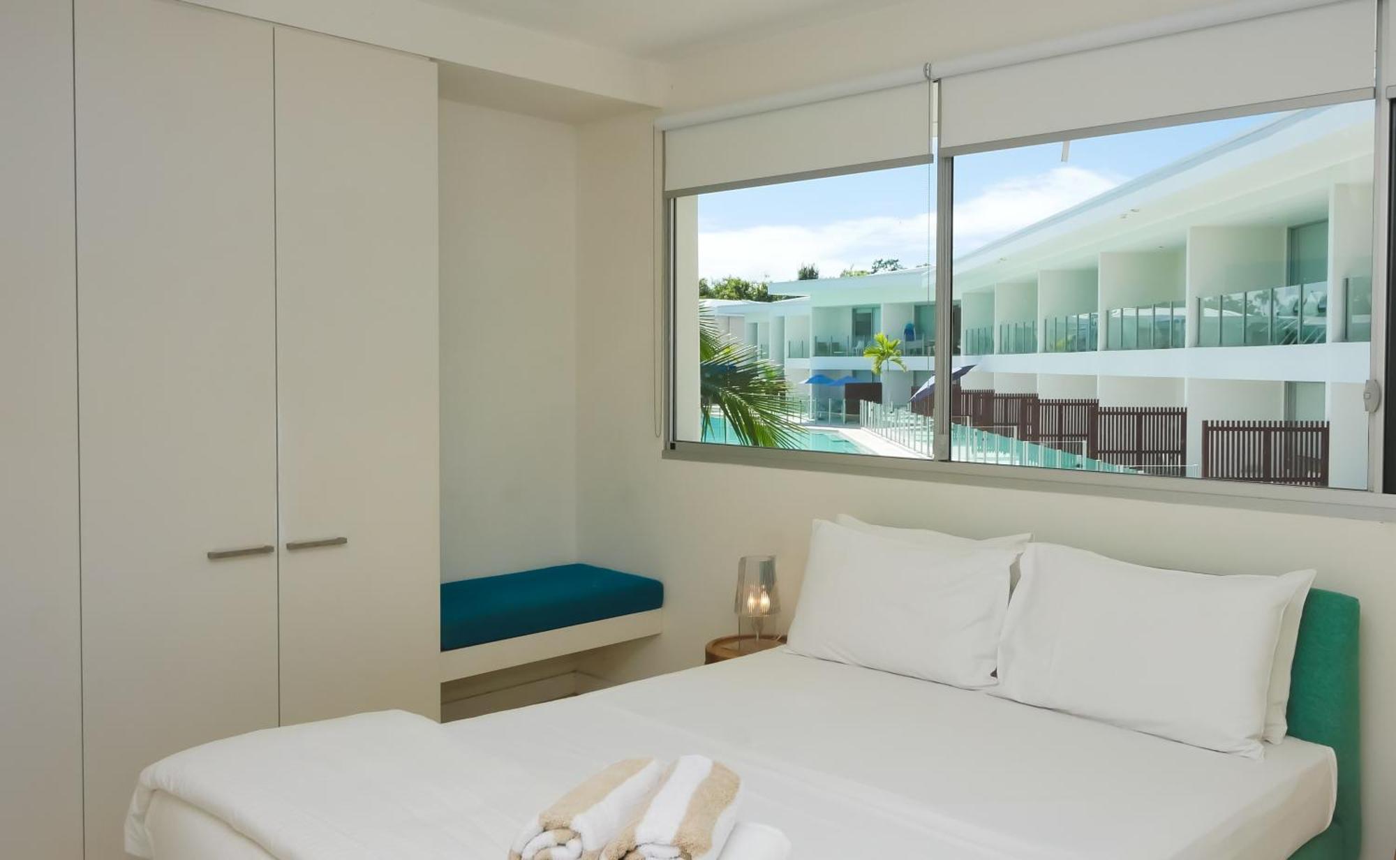 Pool Resort Port Douglas Exteriör bild
